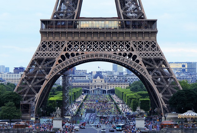 Eiffel-tower-France-paris